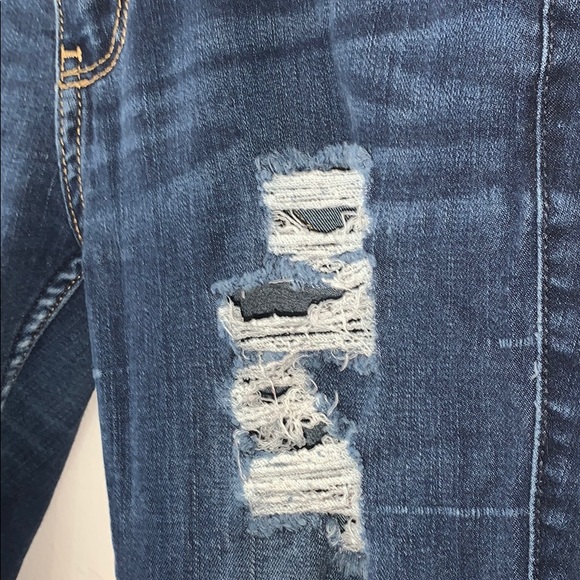 Hollister ripped jeans - Picture 3 of 7